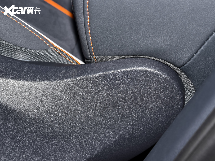 2022I(lng)D.6 CROZZ Lm(x)Lite PRO