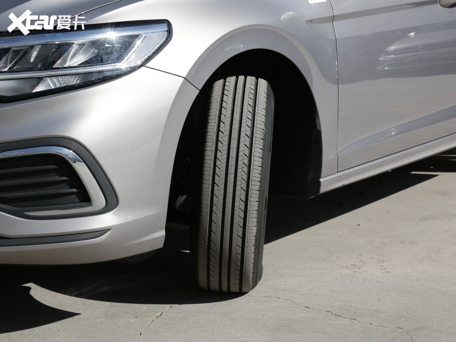 2023(li) 200TSI DSGа