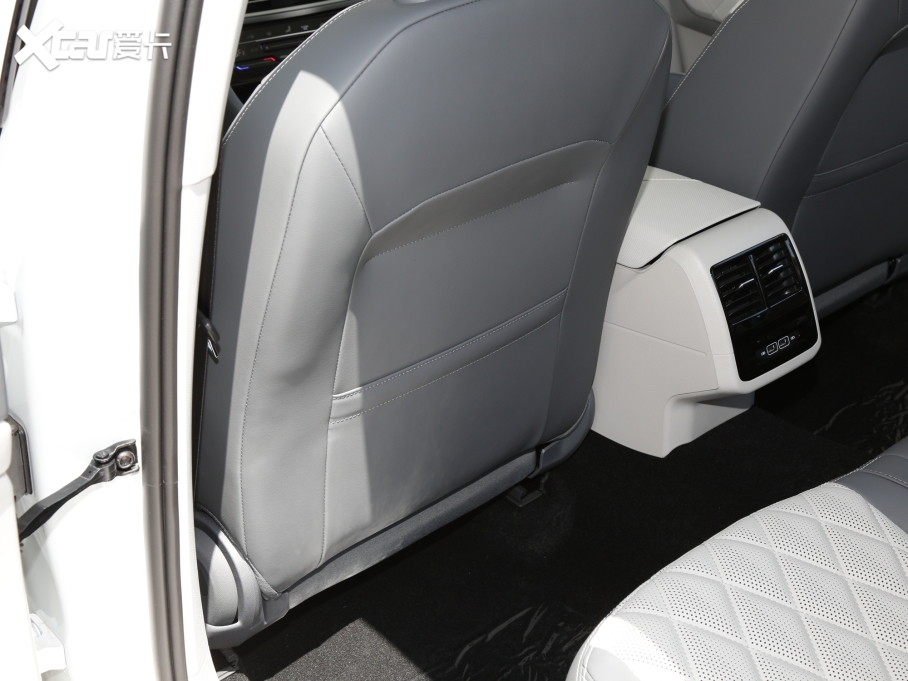 2023v 280TSI DSGԽPlus