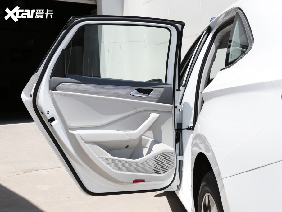 2023v 280TSI DSGԽPlus