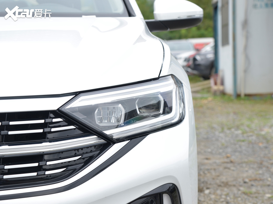 2023v 300TSI DSG׿Խ