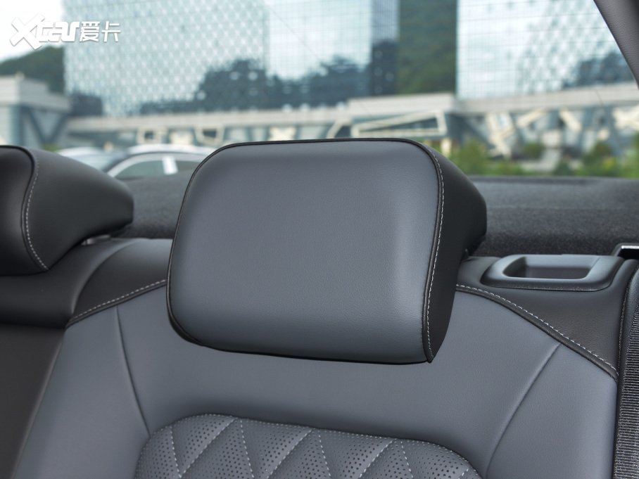 2023�����v 300TSI DSG׿Խ��