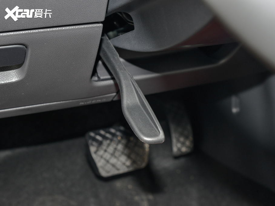 2023v 300TSI DSG׿Խ