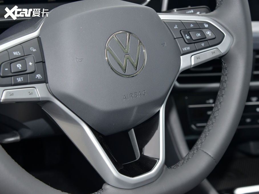 2023v 300TSI DSG׿Խ