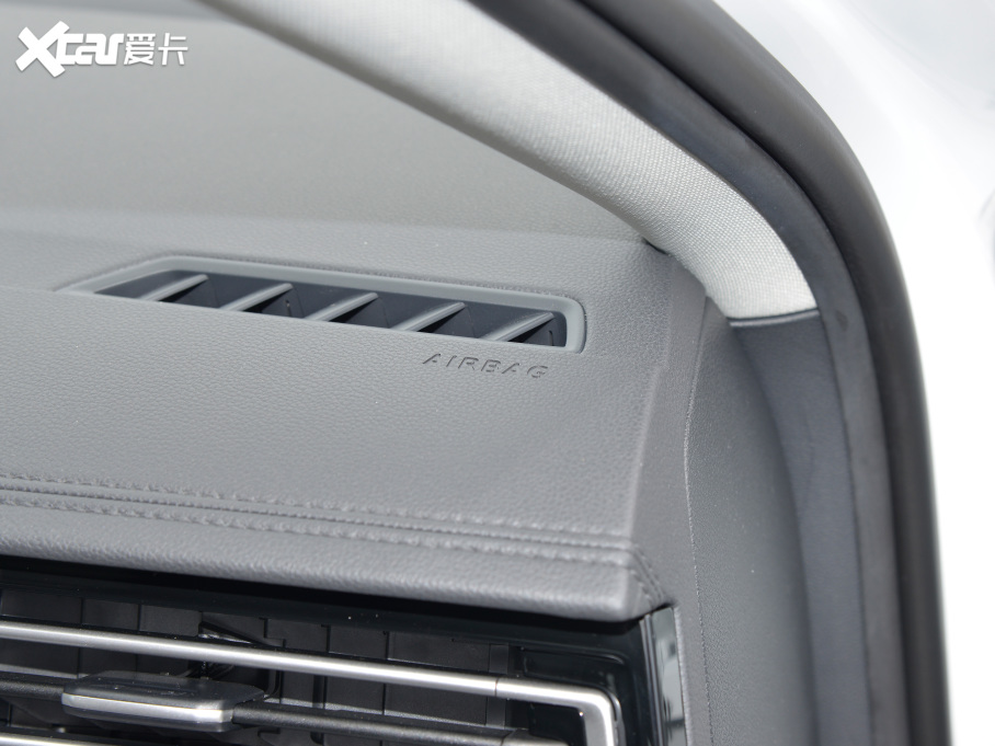 2023v 300TSI DSG׿Խ