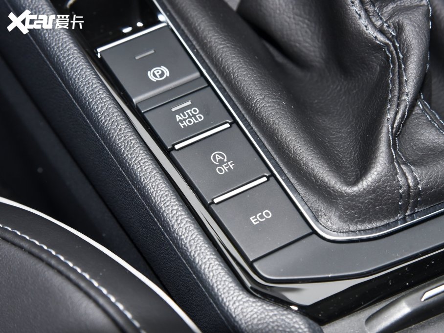 2023v 280TSI DSGԽLite