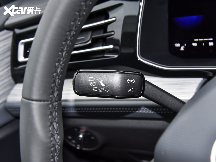 2023v 280TSI DSGԽLite