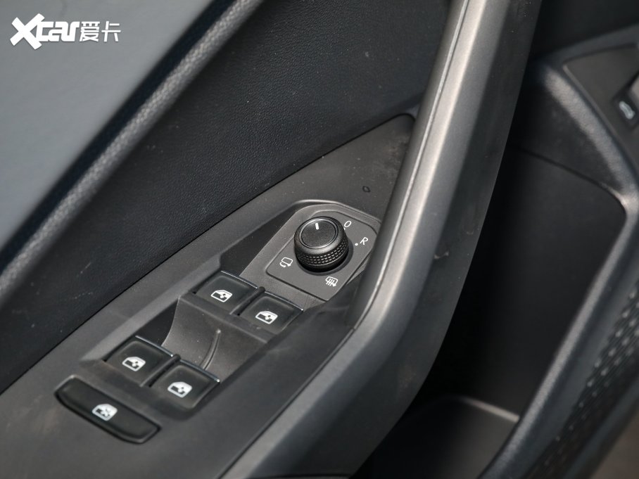 2023�����v 300TSI DSG��Խ�� 