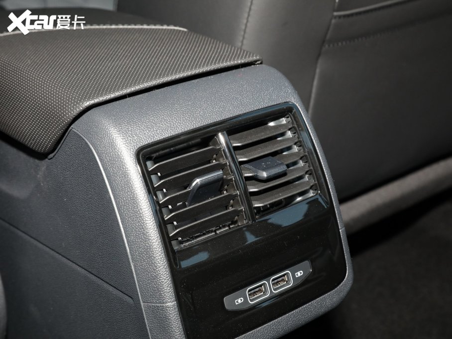 2023�����v 300TSI DSG��Խ�� 