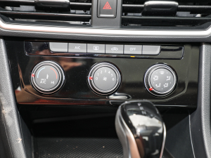 2023200TSI DSGwԽ {{