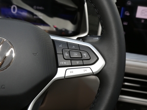 2023280TSI DSGԽPlus п؅^