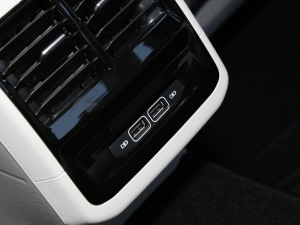 2023280TSI DSGԽPlus п؅^