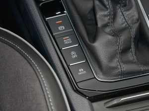 2023300TSI DSG׿Խ п؅^