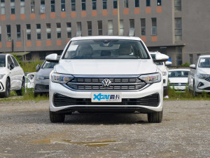2023款280TSI DSG超越版 正前