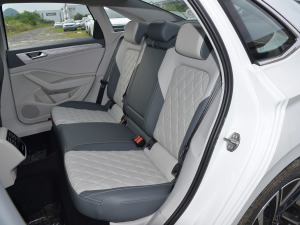 2023款280TSI DSG超越版 后排座椅