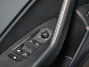 2023300TSI DSGԽ  п؅^