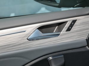 2023300TSI DSGԽ  п؅^