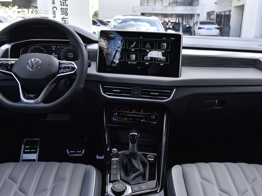 2023̽ 380TSI R-Line Proǻ۰