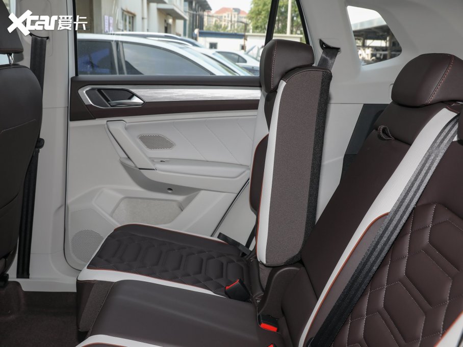 2023̽ 380TSI (q)R-Lineܰ