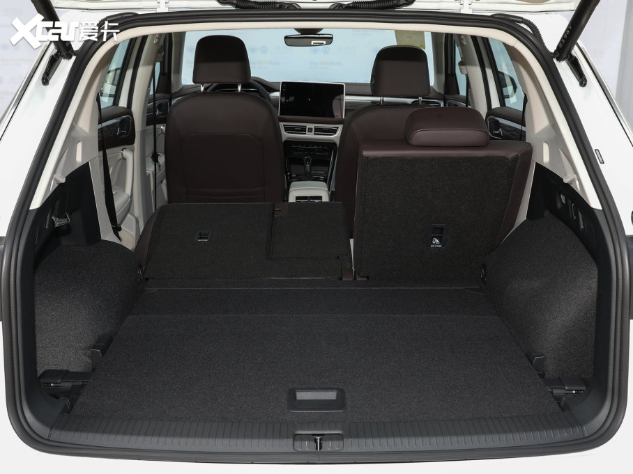 2023̽ 380TSI (q)R-Lineܰ