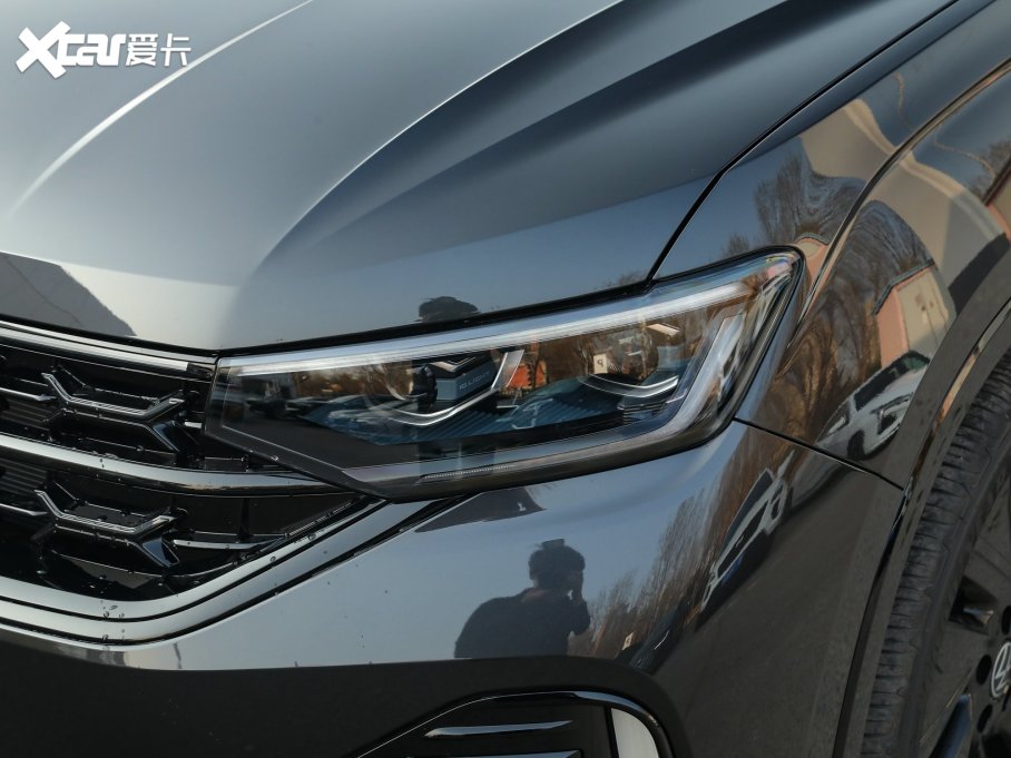 2023̽ Ŀ 380TSI R-Lineܰ