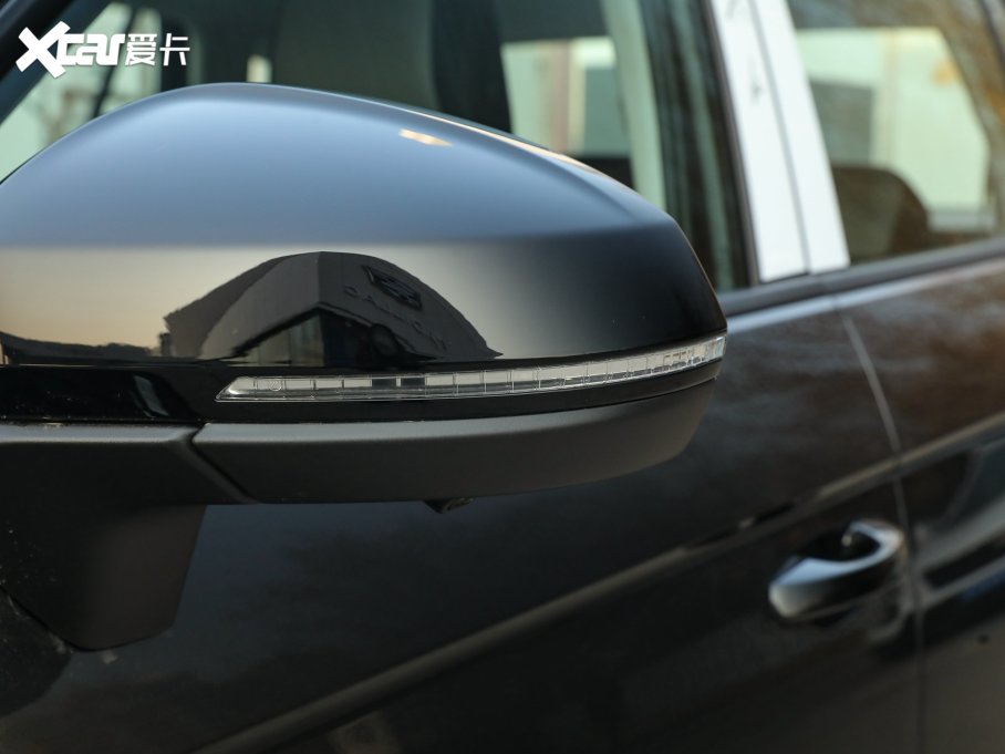 2023̽ Ŀ 380TSI R-Lineܰ