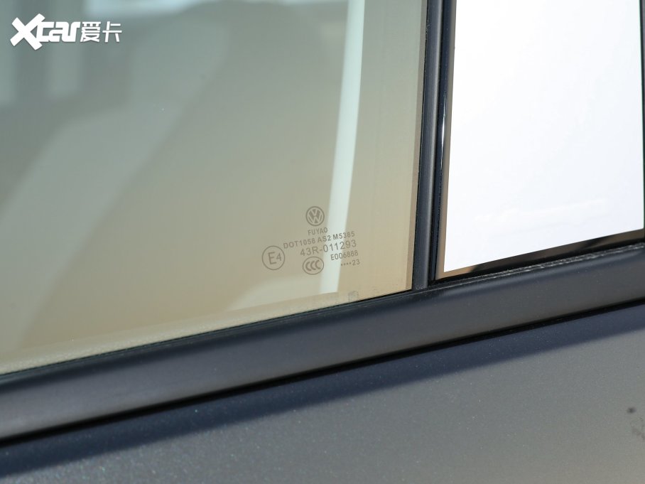 2023��̽�� �Ŀ� 380TSI ���R-Line���ܰ�