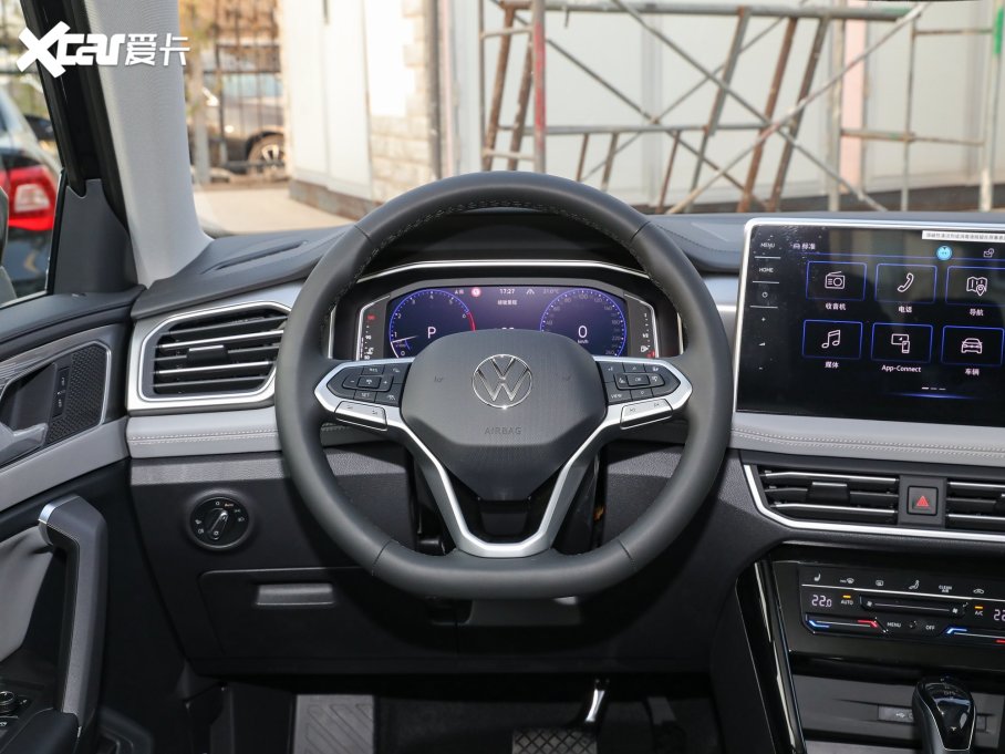 2023̽ Ŀ 380TSI R-Lineܰ