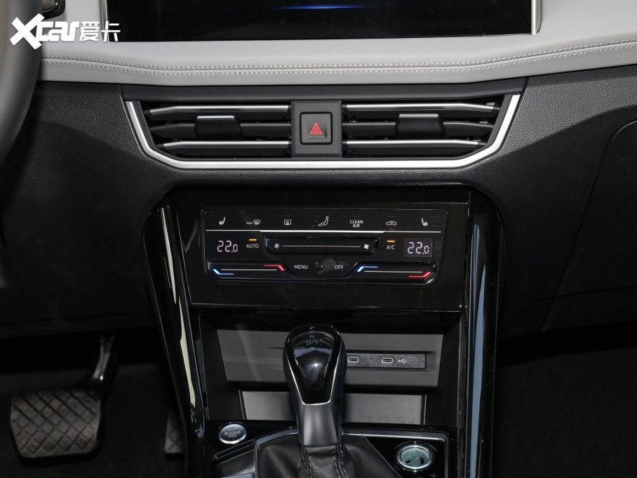 2023̽ Ŀ 380TSI (q)R-Lineܰ