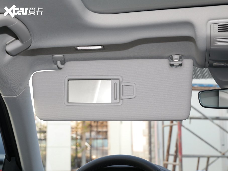 2023̽ Ŀ 380TSI R-Lineܰ