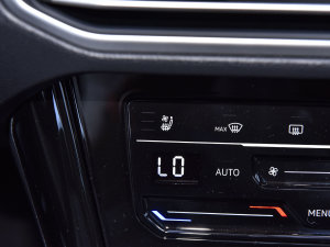 2023380TSI (q)R-Line Proǻ۰ g