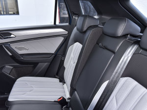 2023380TSI R-Line Proǻ۰ g