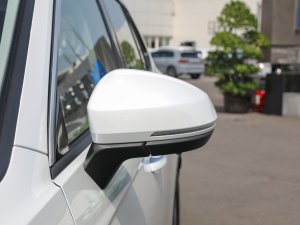 2023380TSI R-Lineܰ ^