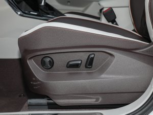 2023380TSI R-Lineܰ {{