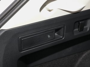 2023380TSI (q)R-Lineܰ g