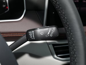 2023380TSI R-Lineܰ п؅^