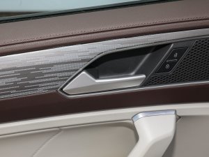 2023380TSI R-Lineܰ п؅^