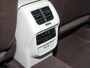 2023380TSI R-Lineܰ п؅^