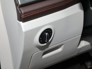 2023380TSI R-Lineܰ п؅^