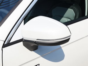 2023330TSI R-Lineܰ ҕR