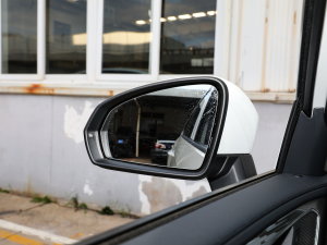 2023330TSI R-Lineܰ ^