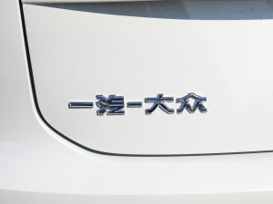 2023330TSI R-Lineܰ ^