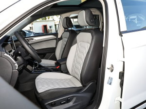 2023330TSI R-Lineܰ {