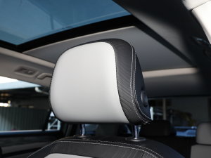 2023330TSI R-Lineܰ g