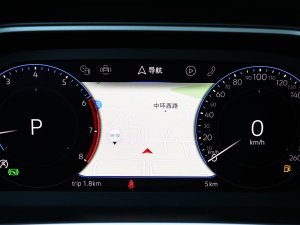 2023330TSI (q)R-Lineܰ п؅^(q)