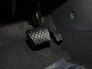 2023330TSI R-Lineܰ п؅^