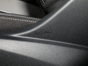 2023330TSI R-Lineܰ п؅^