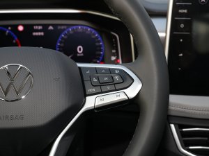 2023Ŀ 380TSI R-Lineܰ п؅^