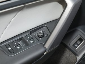 2023Ŀ 380TSI R-Lineܰ п؅^