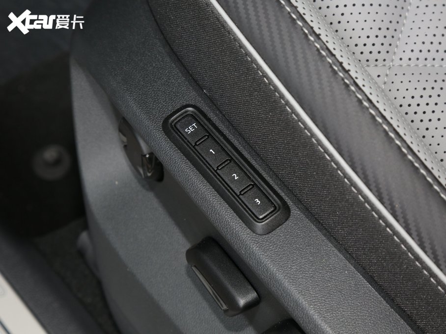 2023̽X 380TSI Şǻ۰